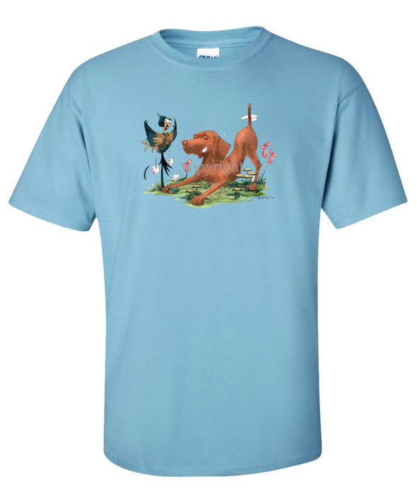 Vizsla - Grabbing Pheasants Tail - Caricature - T-Shirt