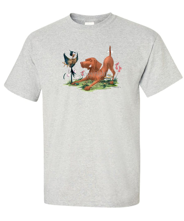 Vizsla - Grabbing Pheasants Tail - Caricature - T-Shirt