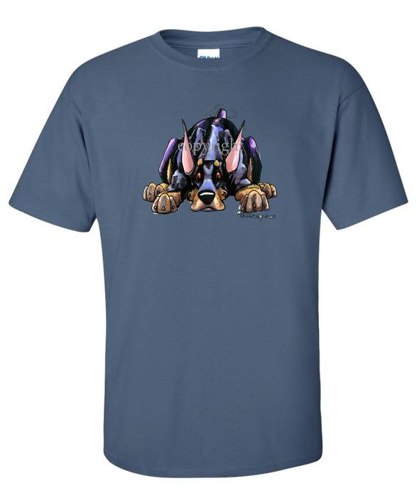 Doberman Pinscher - Rug Dog - T-Shirt